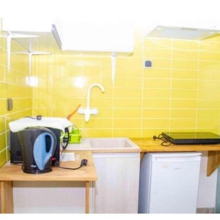 Chambre Classique Cotonou Luaran gambar